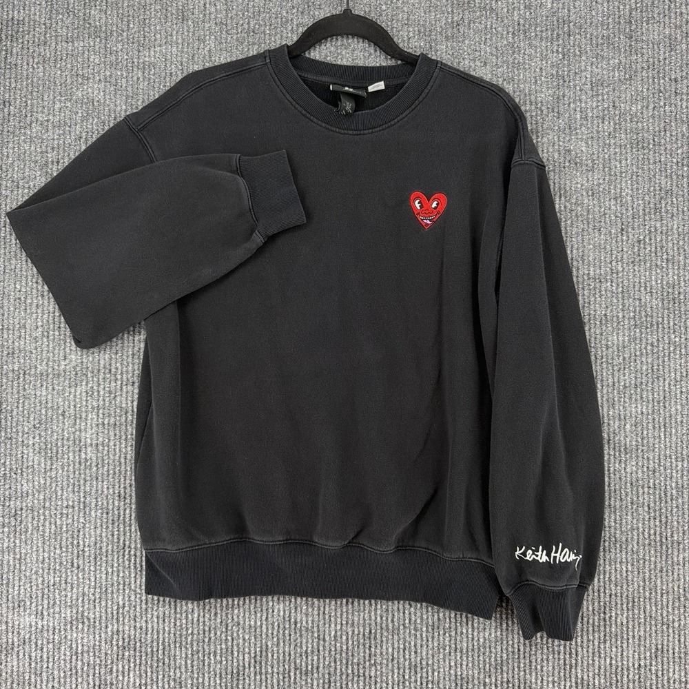 Keith Haring H&M black embroidered heart sweatshirt crewneck relaxed‎ fit Medium